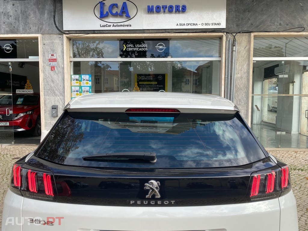 Peugeot 3008 1.2 PureTech Active Pack