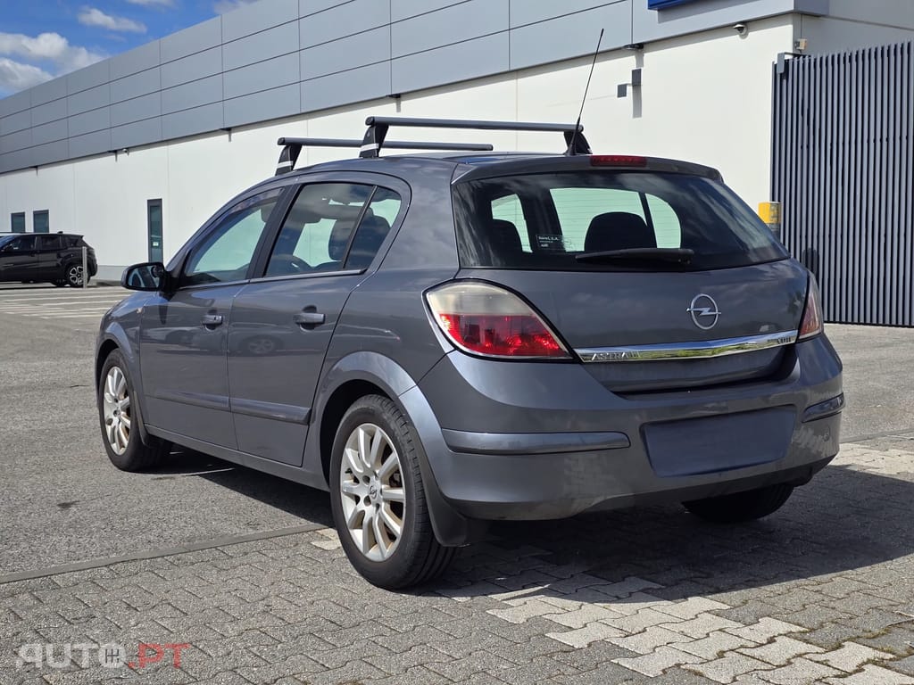 Opel Astra 1,3 CDTI Elegance M6