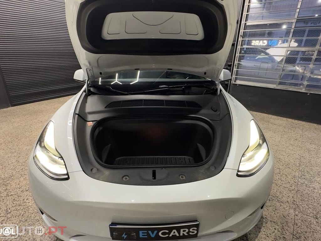 Tesla Model Y Performance Tração Integral