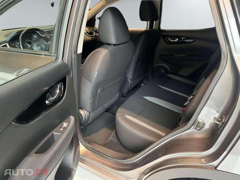 Nissan Qashqai 1.5 DCI Business DCT