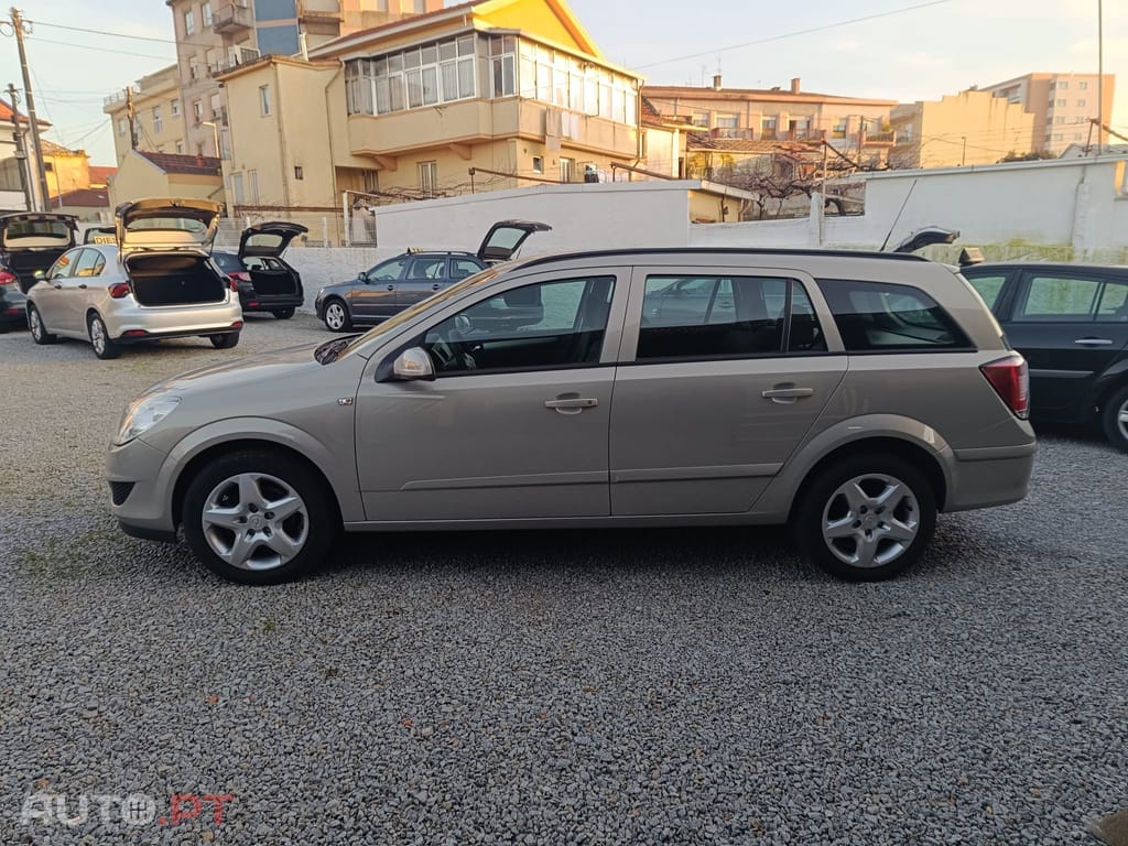 Opel Astra Caravan 1.3 CDTi Enjoy ecoFLEX