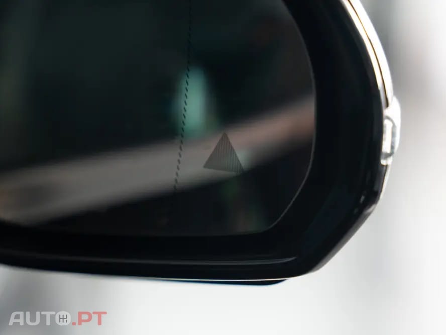 Mercedes-Benz E 300 ND