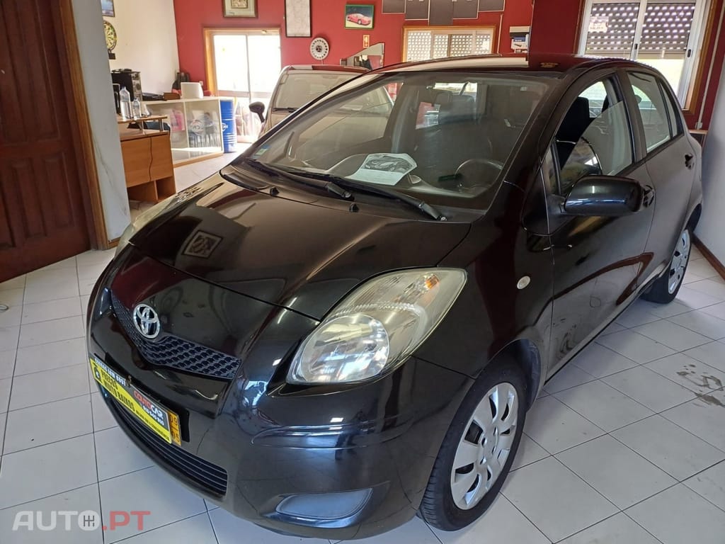 Toyota Yaris 1.0 VVT-i AC