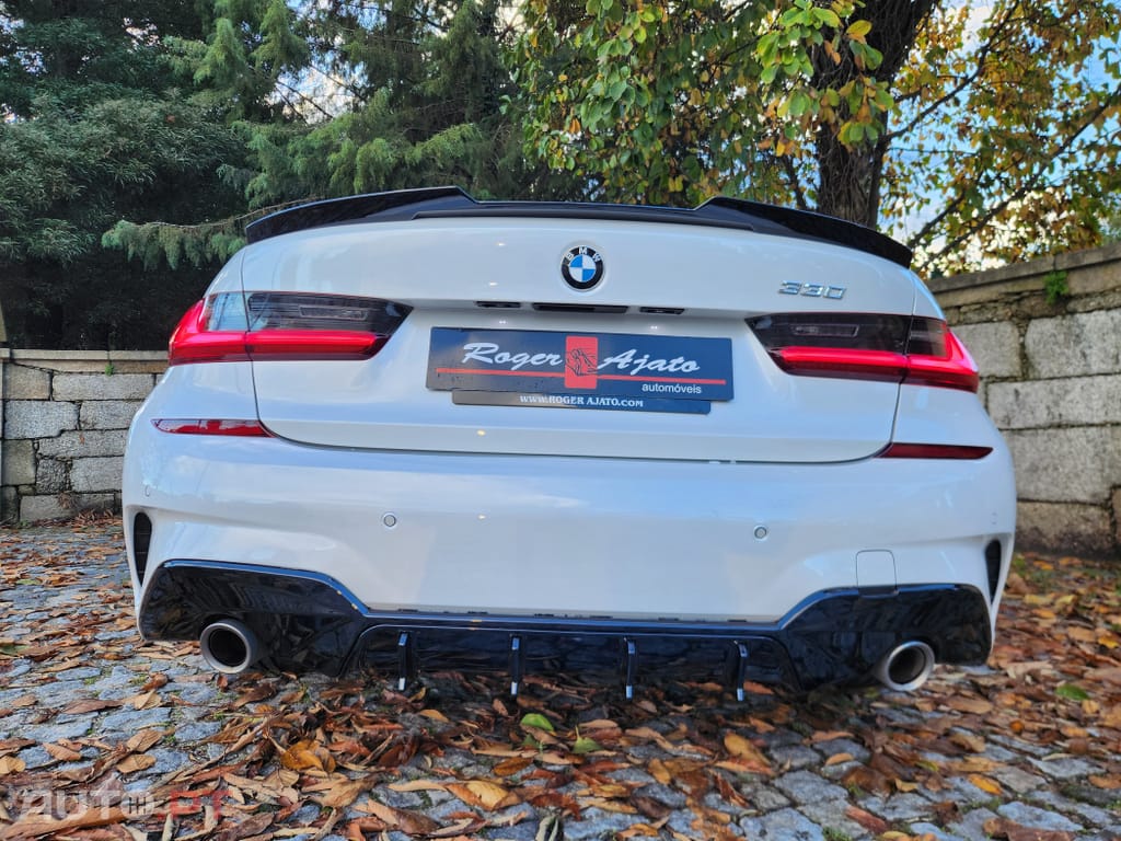 BMW 330 e Auto