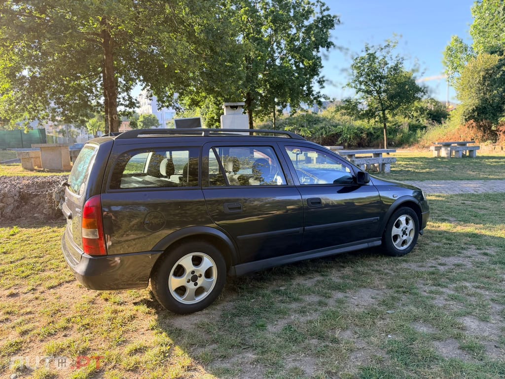 Opel Astra 1.7 CDTI Isuzu