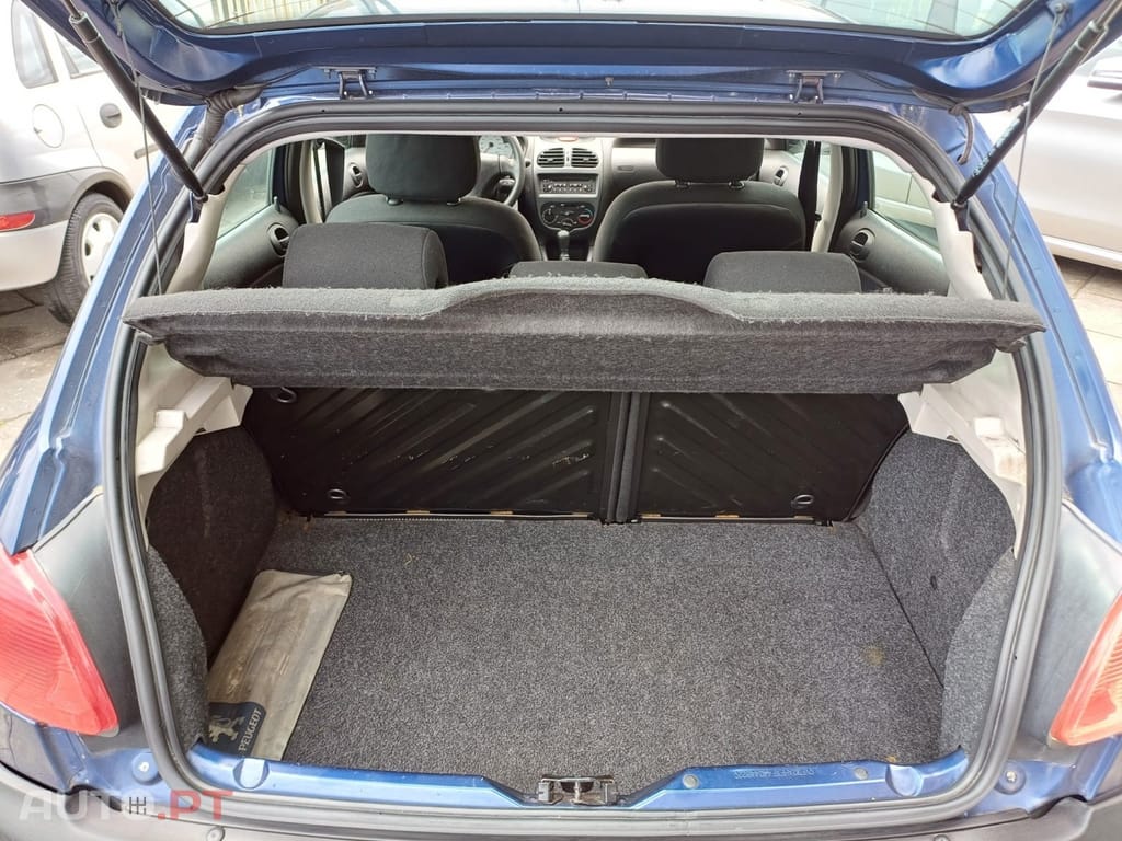 Peugeot 206 1.1 Color Line