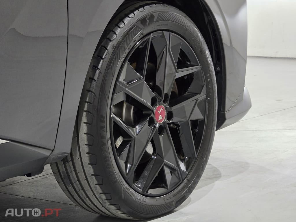 DS DS4 E-Tense Performance Line EAT8