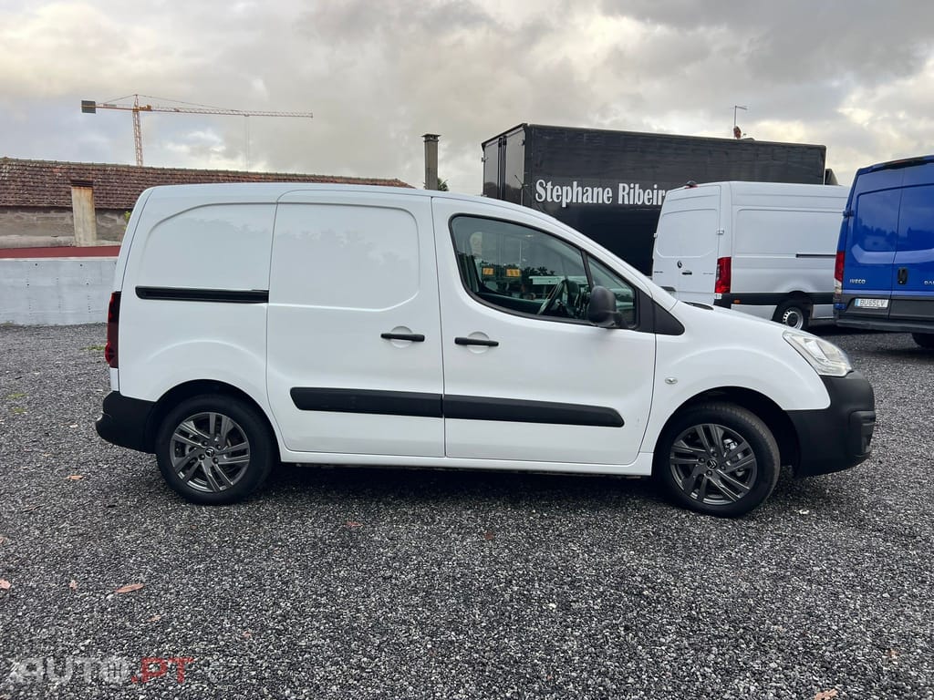 Citroen Berlingo HDI EAT8