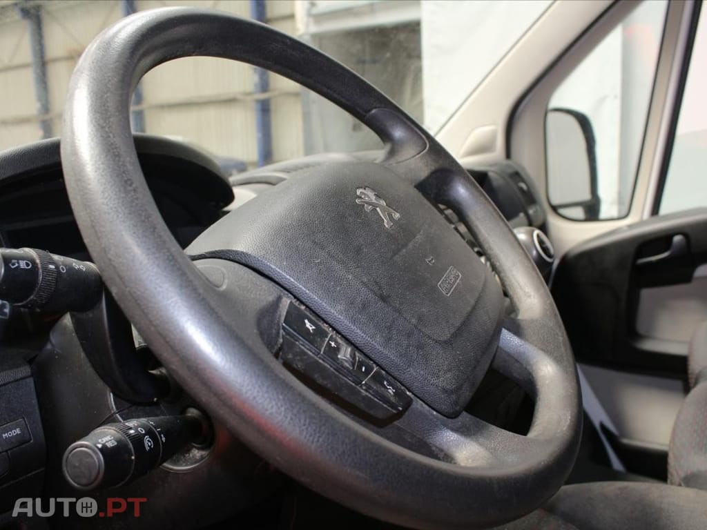 Peugeot Boxer 2.2 HDi 335 L3H2