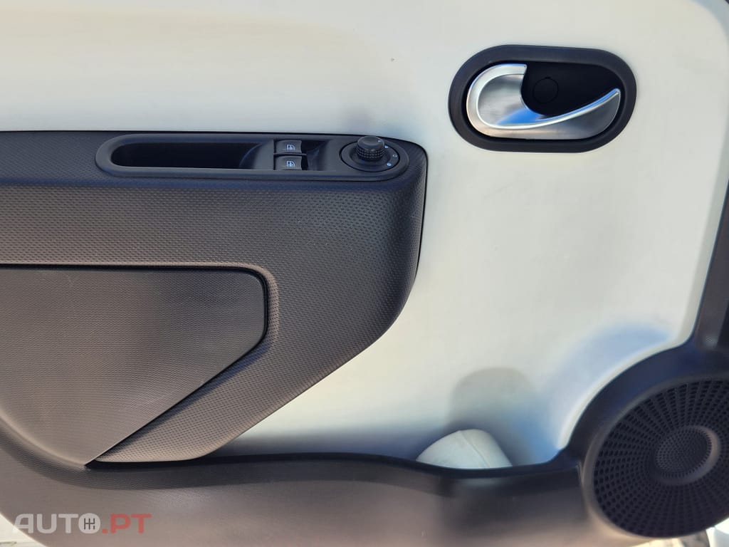 Renault Twingo 1.0 SCe Night&Day