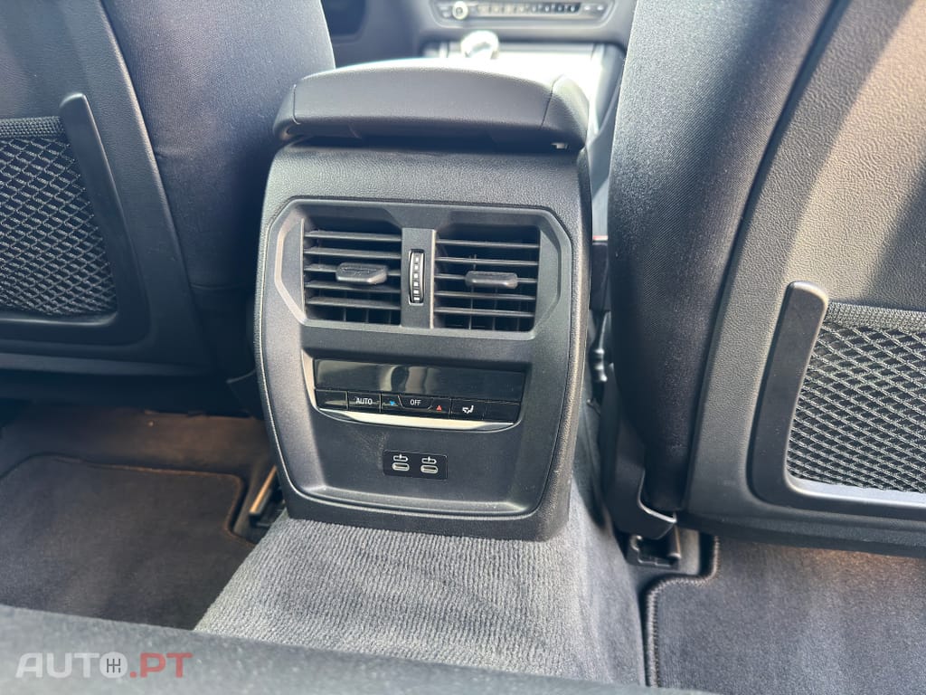 BMW 330 e Touring Corporate Edition Auto