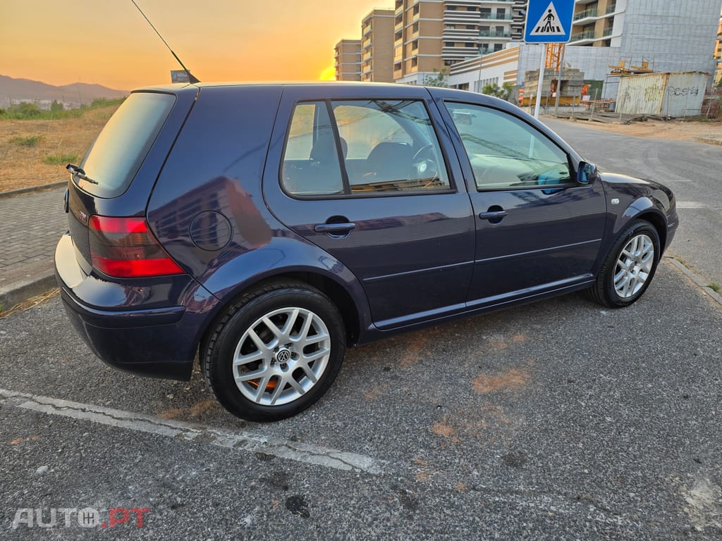 Volkswagen Golf 1.9 TDI Highline 130CV