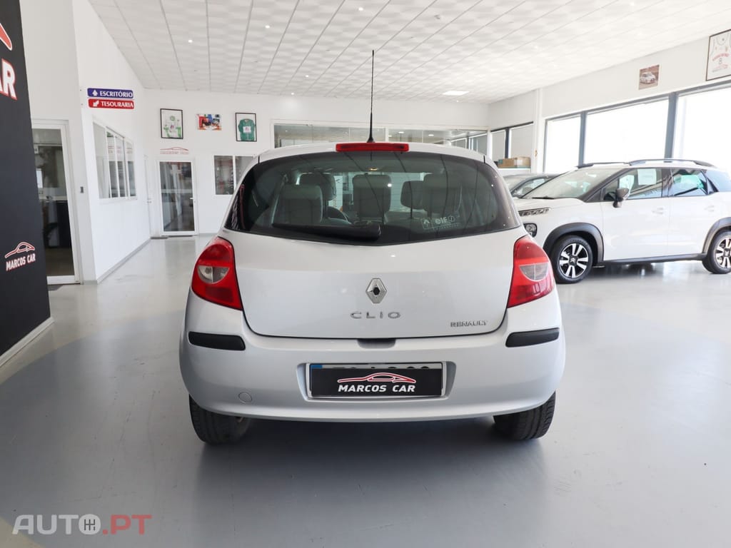 Renault Clio 1.2 16V Confort
