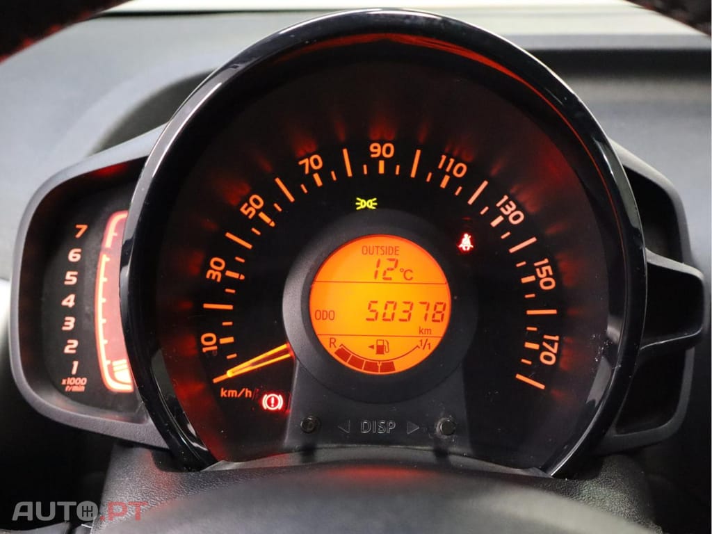 Toyota Aygo 1.0 VVT-i x-play x-touch