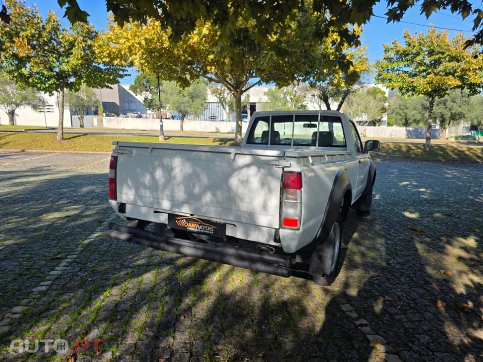 Nissan Pick Up 2.5 TD KC 4L