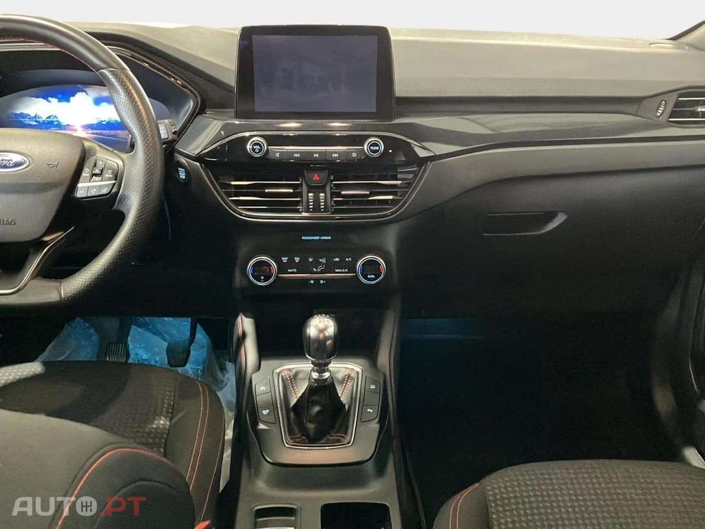 Ford Kuga 1.5 TDCi EcoBlue ST-Line