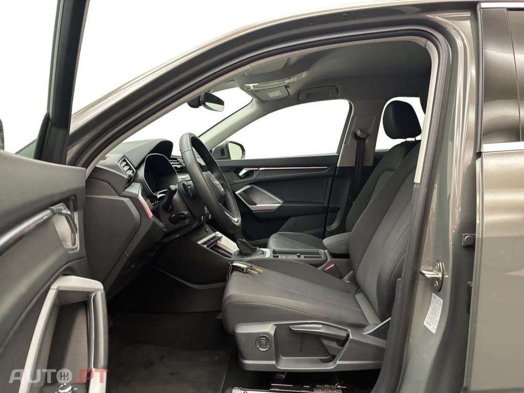 Audi Q3 35 TFSI S tronic Design