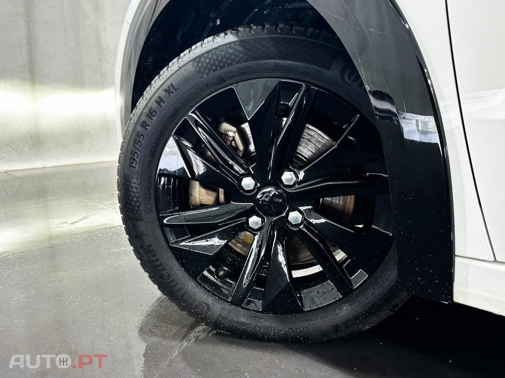 Peugeot E-208 50 kWh Allure Pack