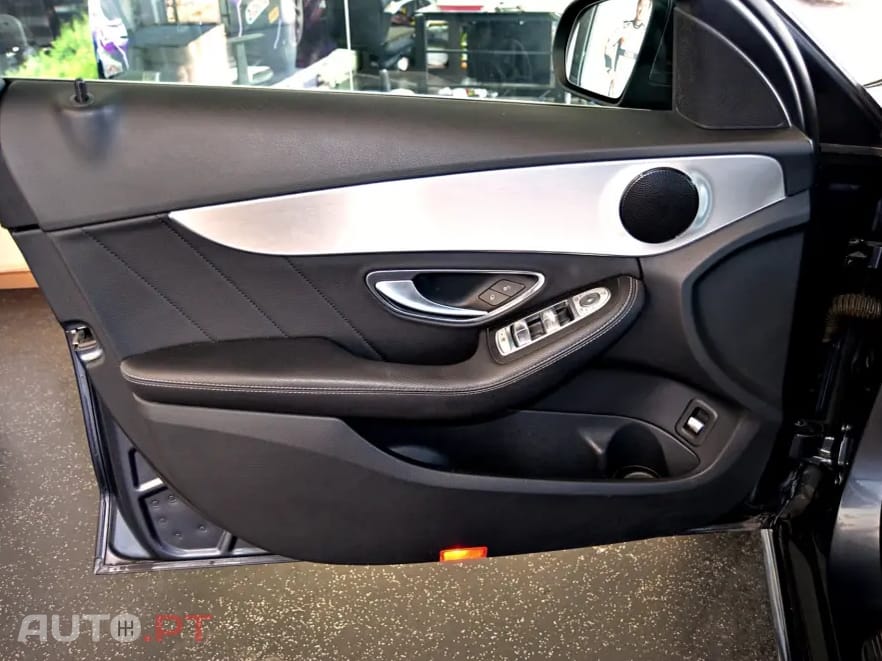 Mercedes-Benz C 300 BlueTEC Hybrid AMG Line