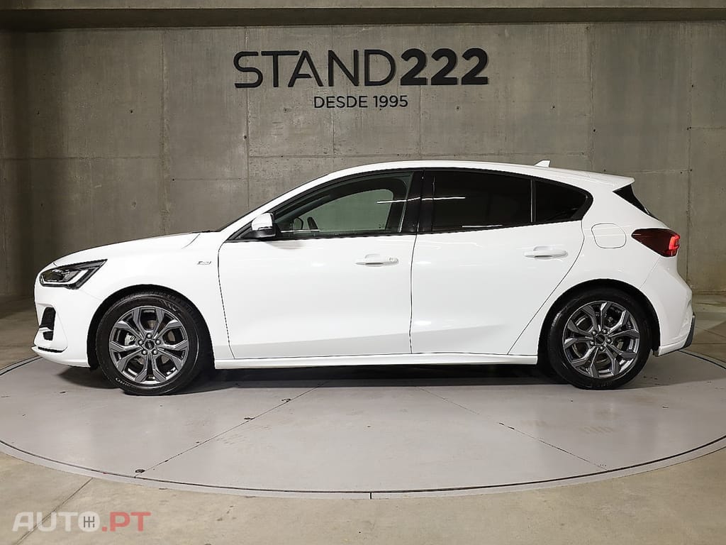 Ford Focus 1.0 EcoBoost MHEV ST-Line Aut