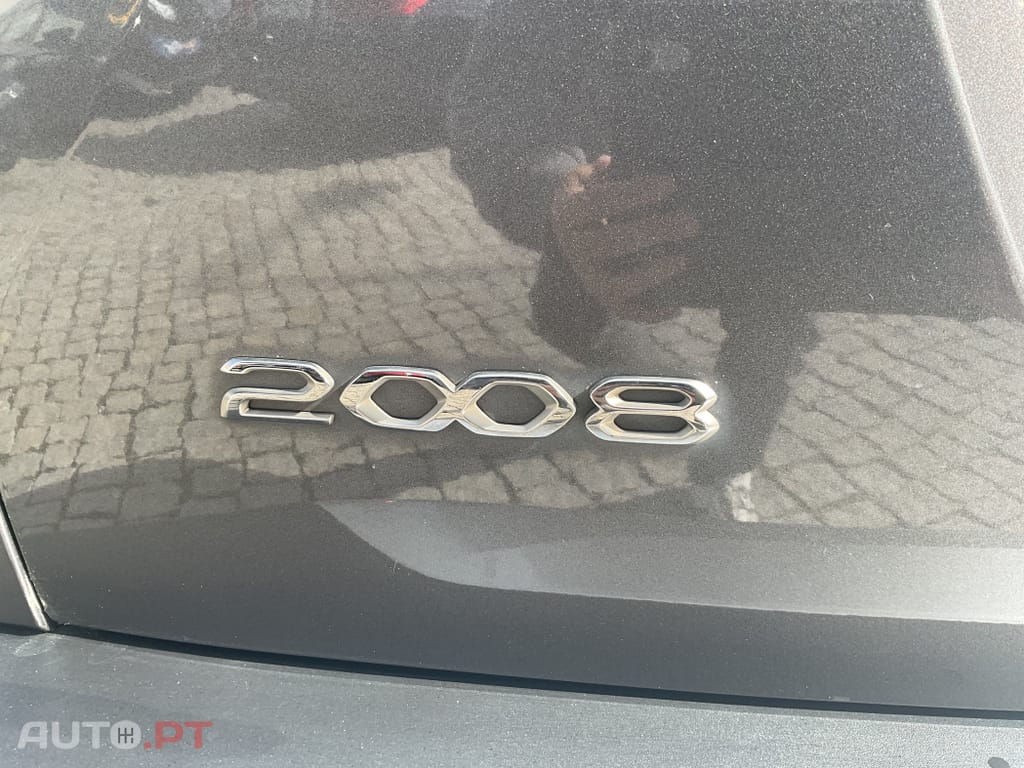 Peugeot 2008 1.2 PureTech Active Pack