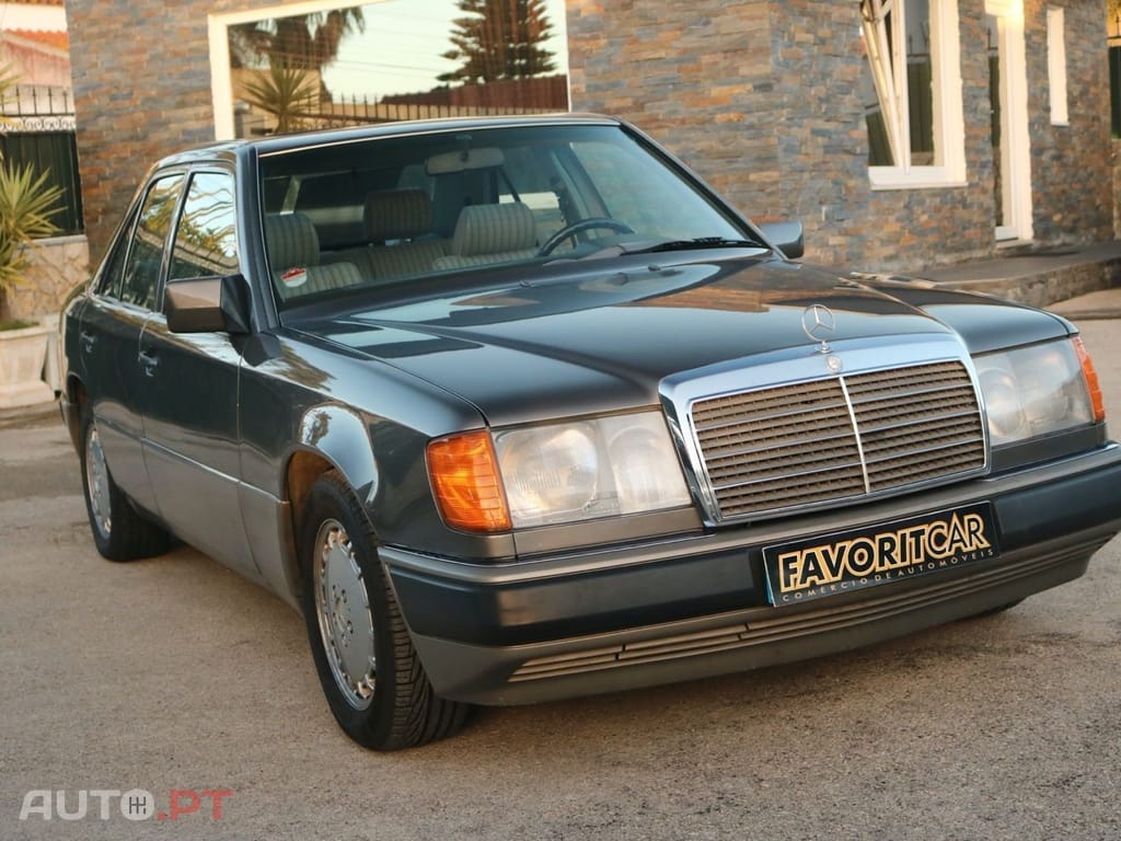 Mercedes-Benz W124 300 TD