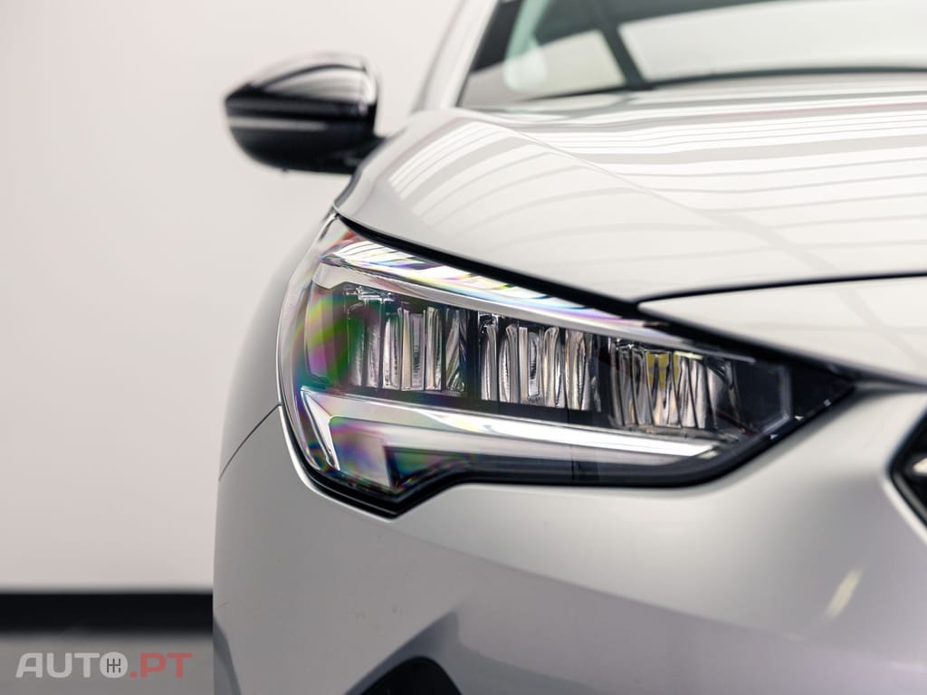 Opel Corsa 1.2 Business Edition — fotografia 4