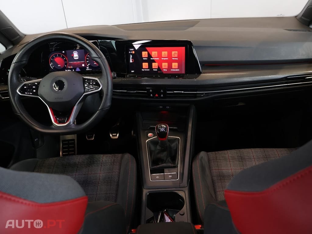 Volkswagen Golf 2.0 TSi GTI