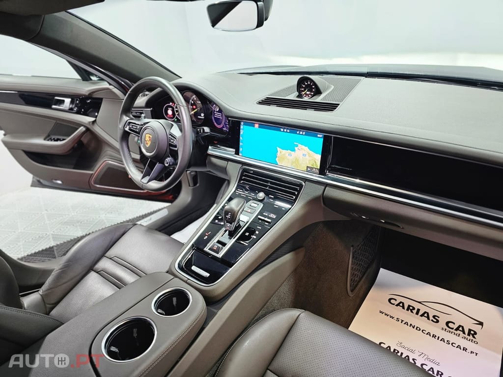 Porsche Panamera 4 E-Hybrid