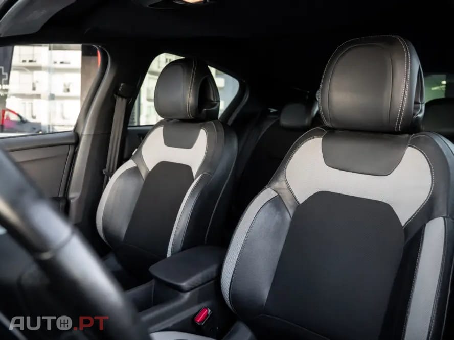 Citroen DS4 1.6 e-HDi So Chic CMP6