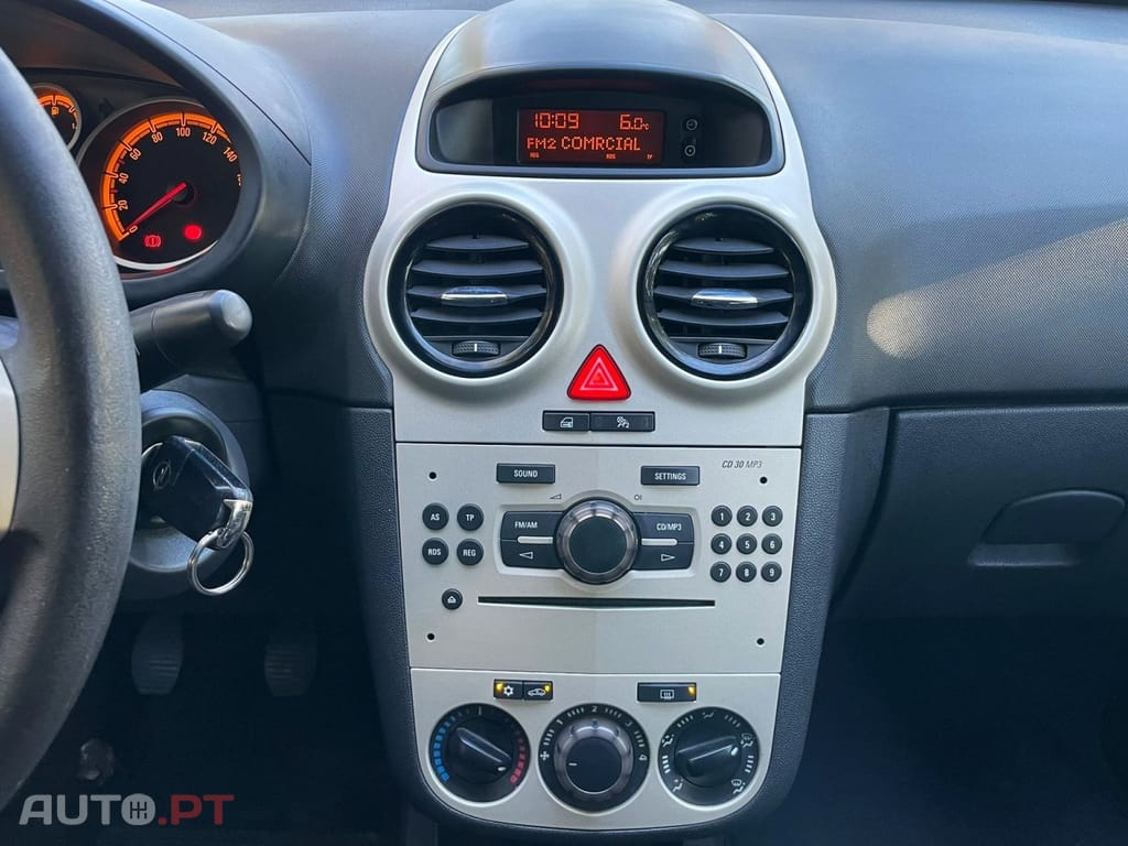 Opel Corsa 1.2 Enjoy