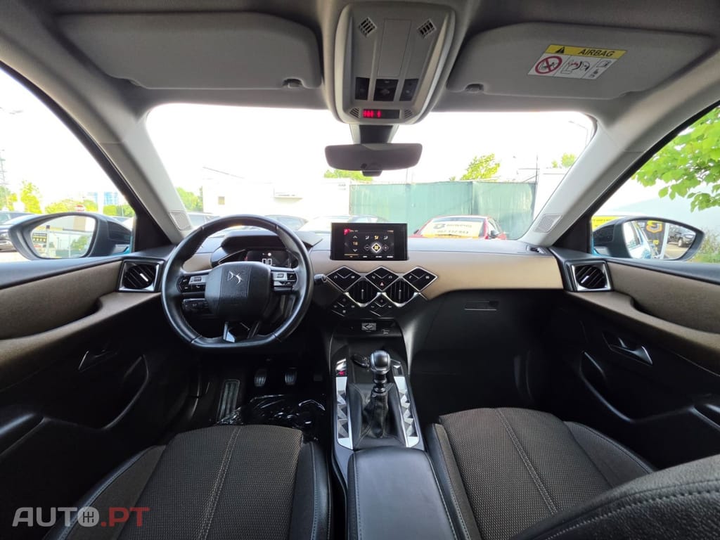 DS DS3 Crossback PureTech 100 SO CHIC