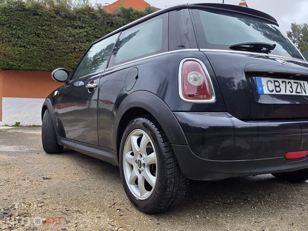 MINI Cooper One 1.4