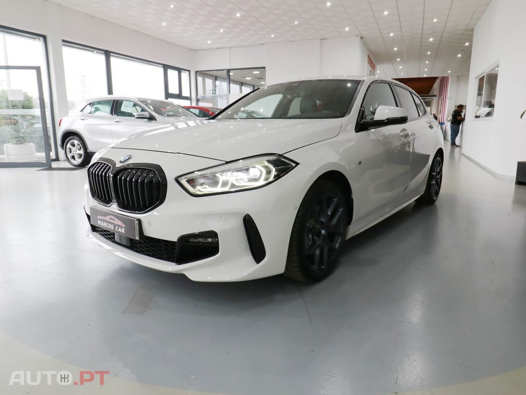 BMW 116 d Pack Desportivo M Auto