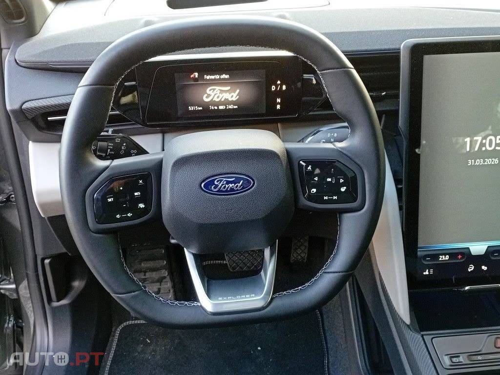 Ford Explorer 52 kWh Standard Range RWD