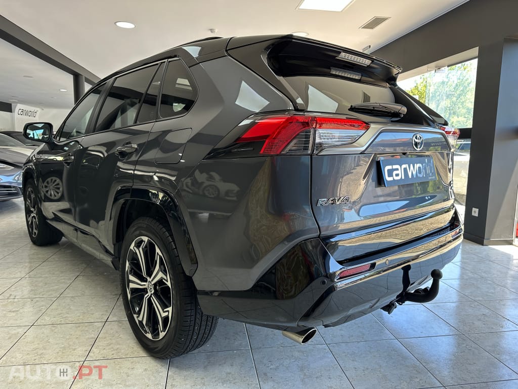 Toyota RAV4 2.5 HDF Plug-in Comfort AWD-i