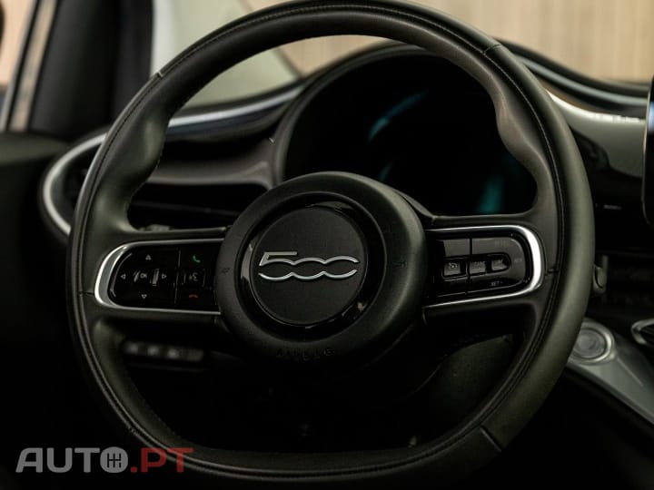 Fiat 500e 3+1 42 kWh