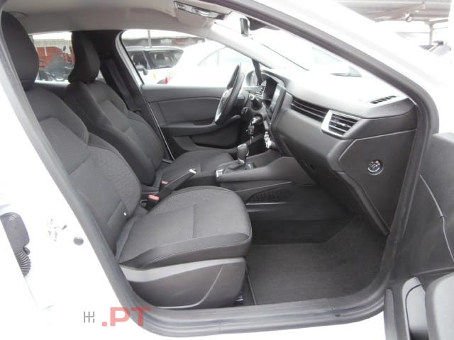 Renault Clio 1.6 E-Tech Full Hybrid Techno