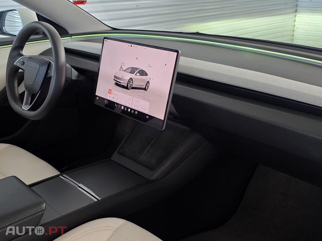 Tesla Model 3 Tração Traseira Premium