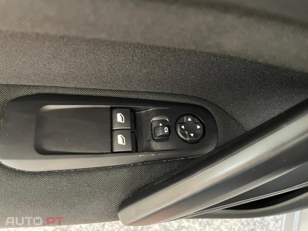 Peugeot 308 SW 1.6 BlueHDi Access