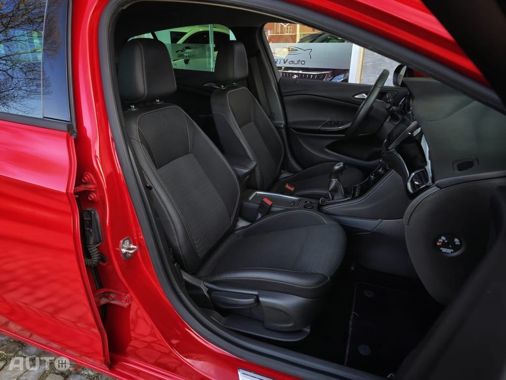 Opel Astra 1.6 CDTI Dynamic S/S