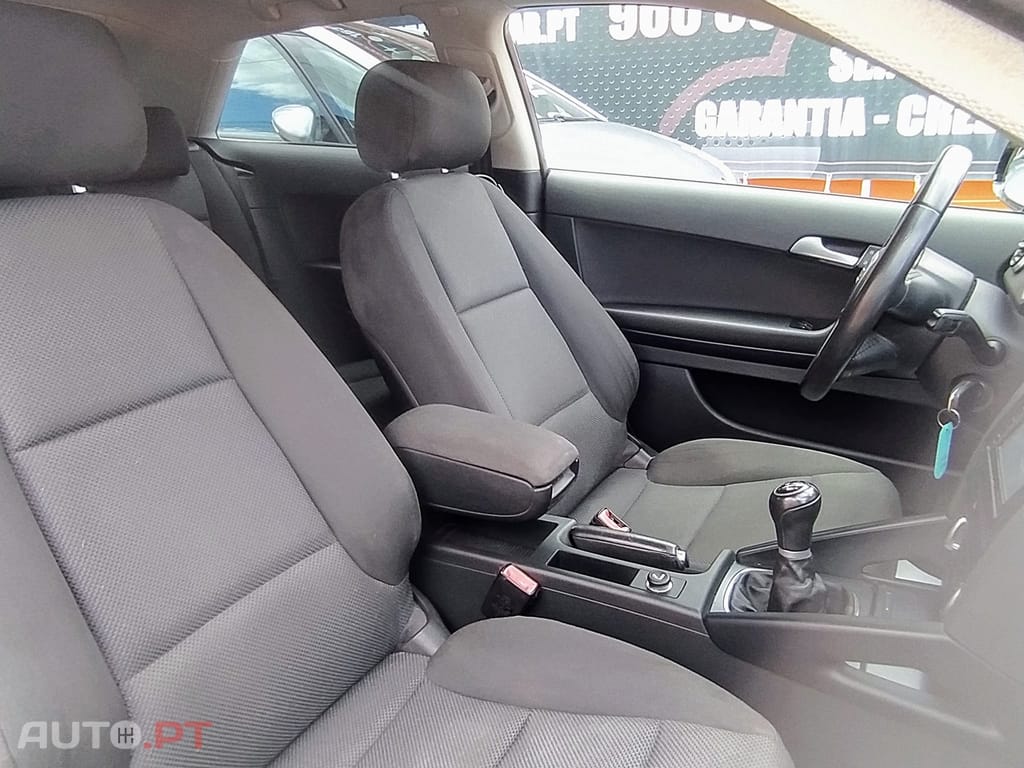 Audi A3 1.6 Attraction