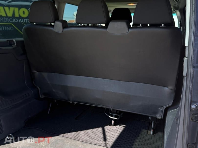 Mercedes-Benz Vito Extra-Longa SHUTTLE