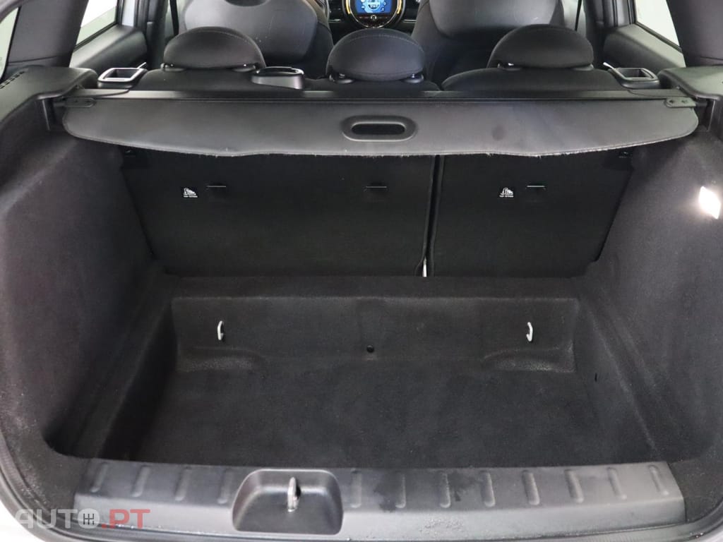 MINI Clubman Cooper D Auto