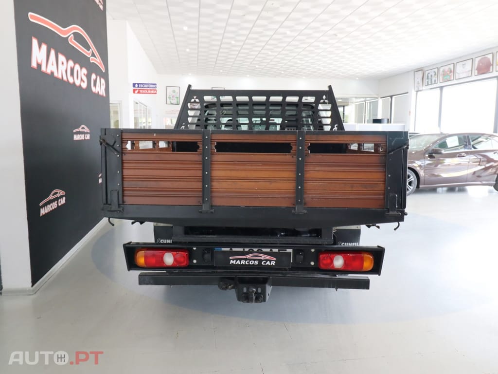 Mitsubishi L200 2.3 DI-D CD Invite 4WD