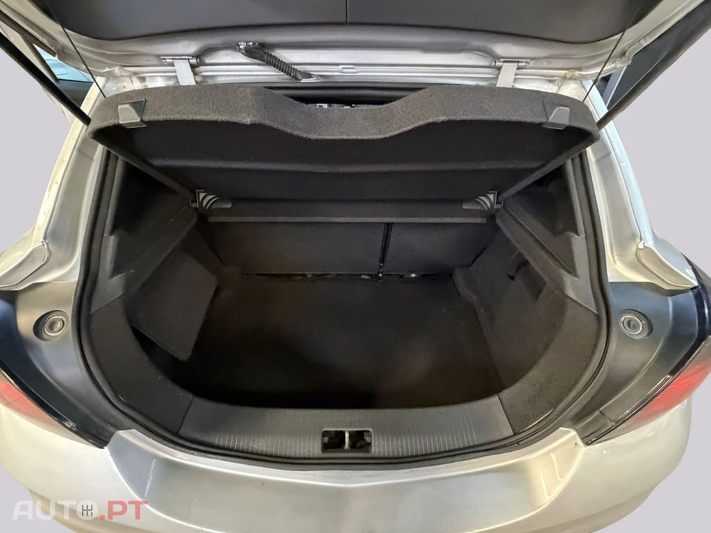 Opel Astra GTC 1.7d 