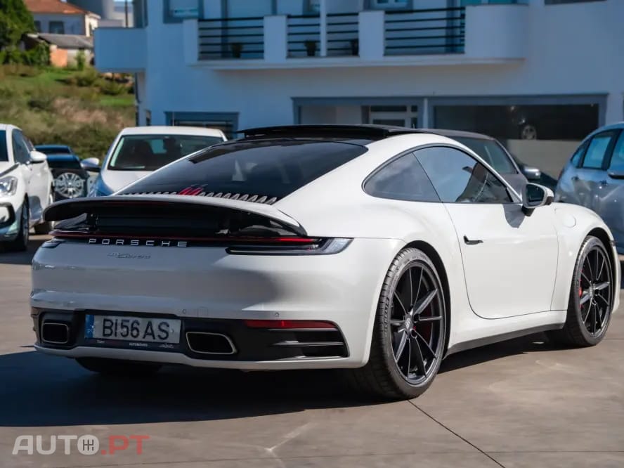 Porsche 911 Carrera PDK