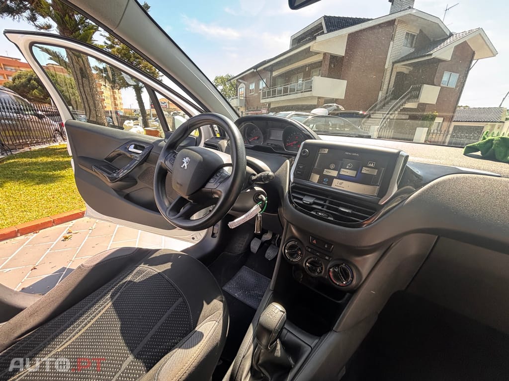 Peugeot 208 1.4 HDi Allure
