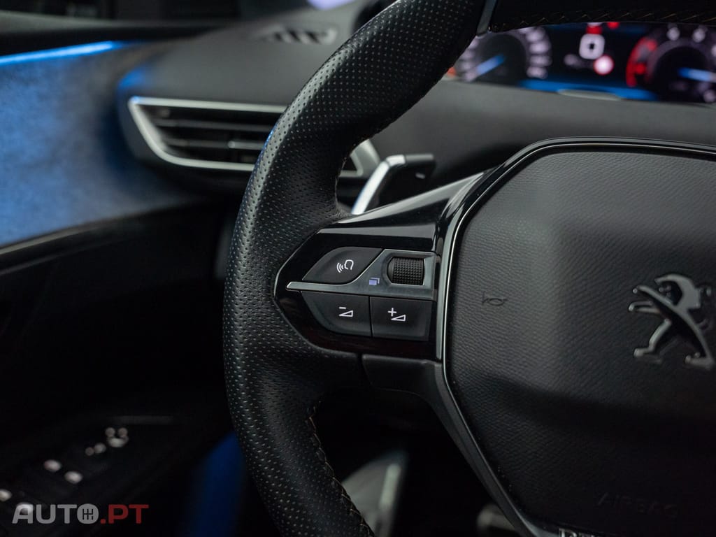 Peugeot 3008 1.5 BlueHDi GT EAT8