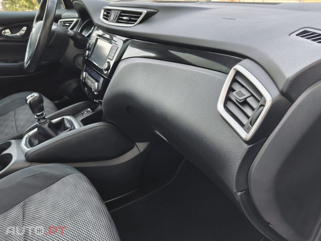 Nissan Qashqai 1.5 dCi N-Connecta